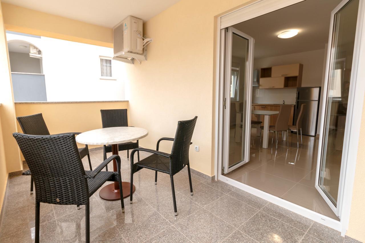 Summer Fun Apartments Novalja Exteriér fotografie